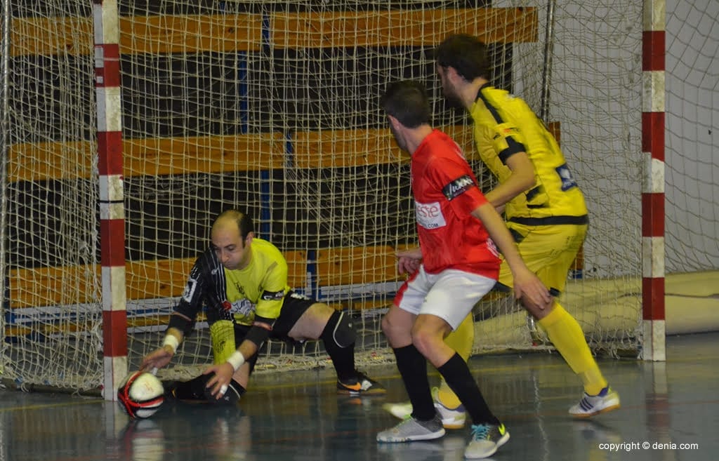 Parada del portero oriolano