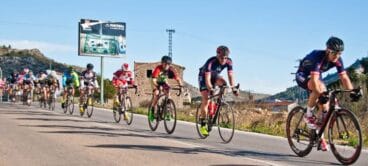 Paso del grupo por la zona de la Retoría