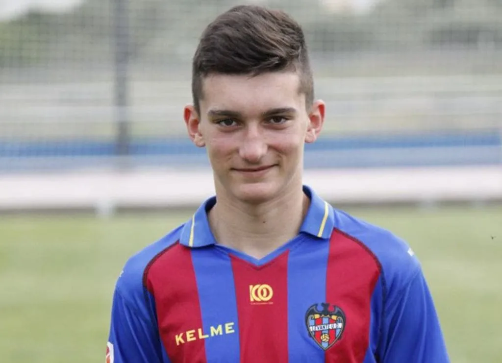 Pepelu jugará con la Selección Española Sub 17 en Oliva Nova 1 Pepelu con la camiseta del Levante UD.