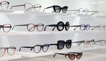 Encuentra tus gafas en tienda física o digital en Óptica Romany