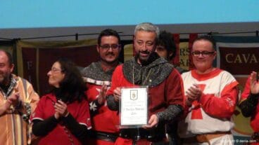 Presentación de capitanes Mig Any de Moros – Reconocimiento a Josele