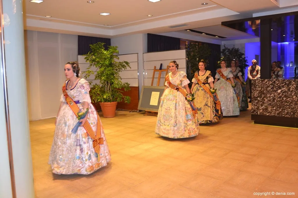 Sopar de Gala Falles Dénia 2015 - Corte de honor de la Fallera Mayor de Dénia