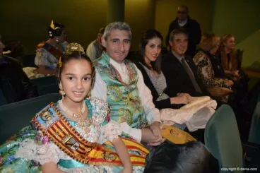 Presentación infantil París Pedrera 2015 – Candela Jaume y Paco