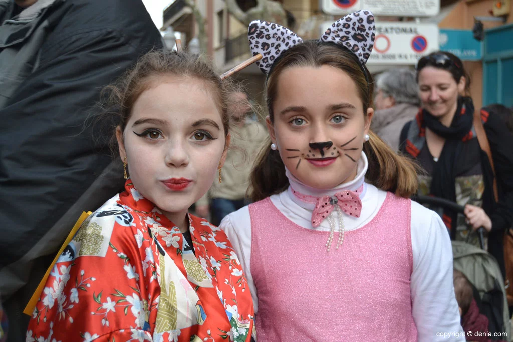 Carnaval en Dénia 2015 – Geisha y gatita