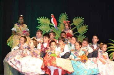 Presentación infantil París Pedrera 2015 – Xicalla de la falla