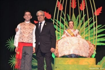 Presentación infantil París Pedrera 2015 – Pleitesía de Fernando Marí-Perles