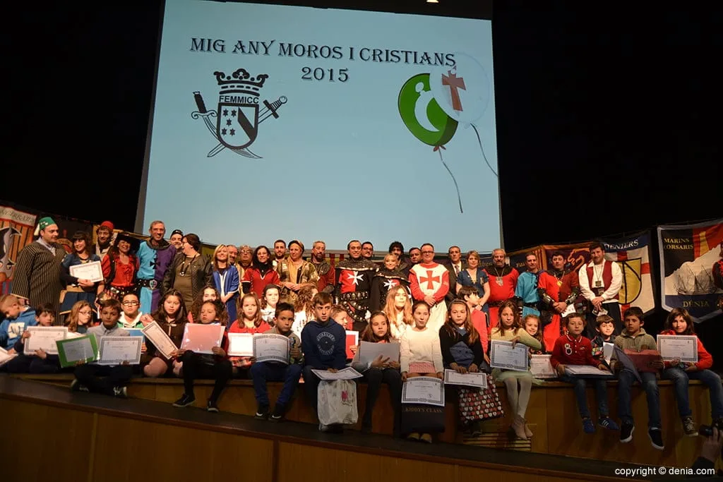 Presentación de capitanes Mig Any de Moros - premiados