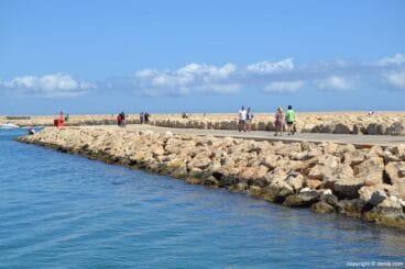 Acceso a la escollera desde la Marina de Dénia