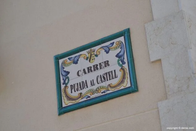 Carrer Pujada al Castell de dénia