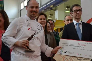 Daniel García del Restaurante Alamar segundo premio