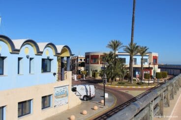 Entrada paseo Marina de Dénia