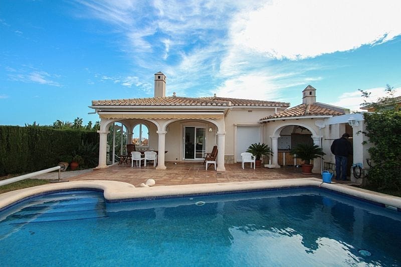 Euroholding xalet amb piscina