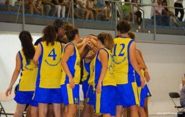 Las dianenses haciendo piña