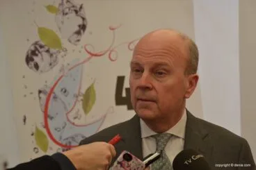 Máxim Buch conseller de Turismo