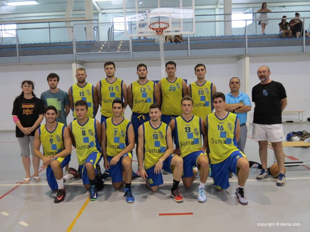 Plantilla Dénia Básquet que ganó al Salesianos