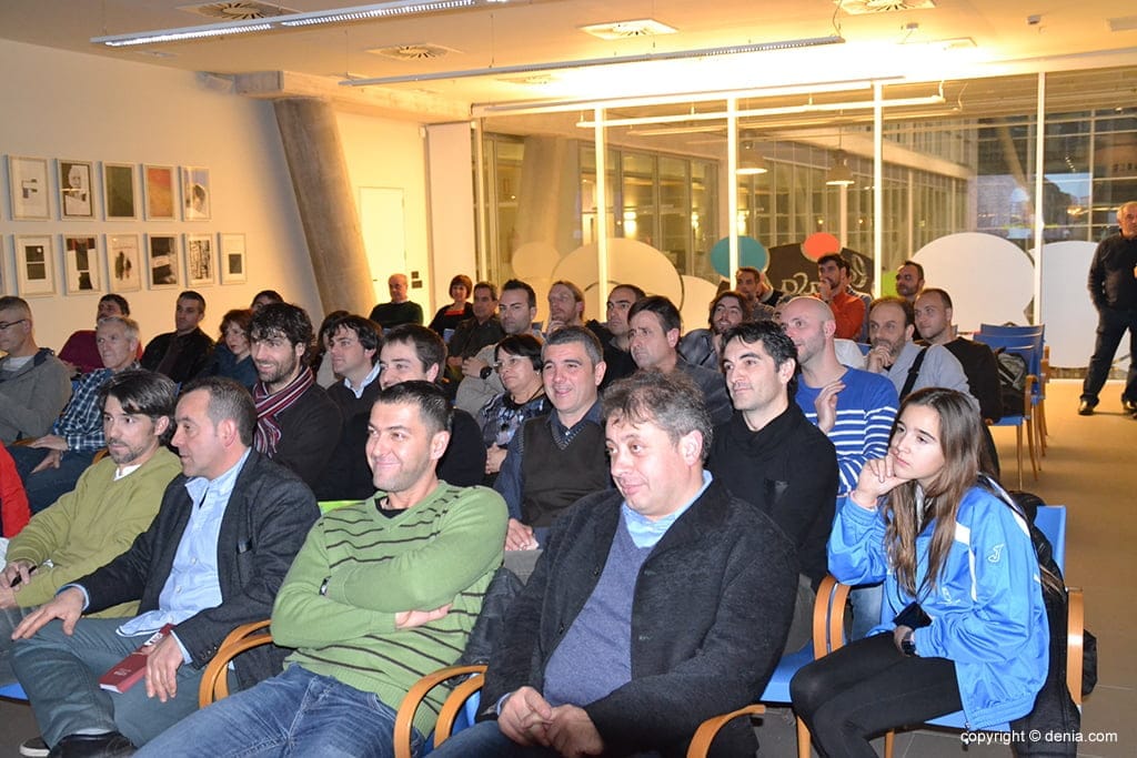 Público asistente a la presentación del Circuit a Peu