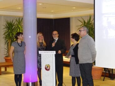 Reconocimiento de la falla Oeste a la familia Gómez