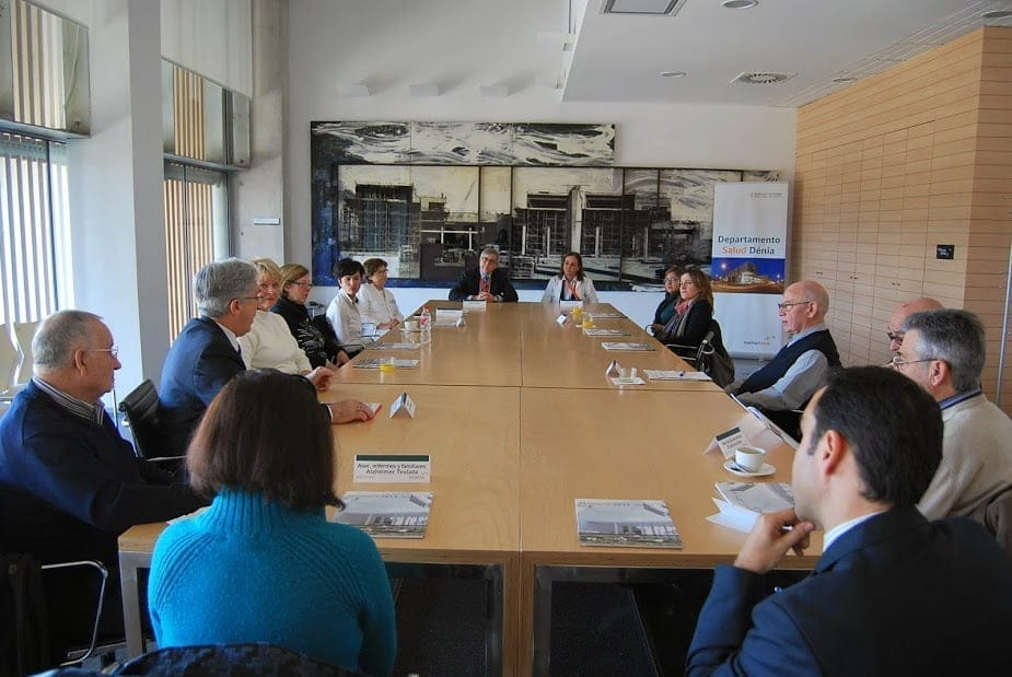 Reunión con las asociaciones de pacientes de la Marina Alta