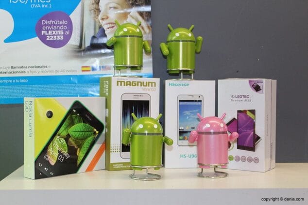 Abre MicroShop Dénia, tu nueva tienda de artículos electrónicos 4 Smartphones
