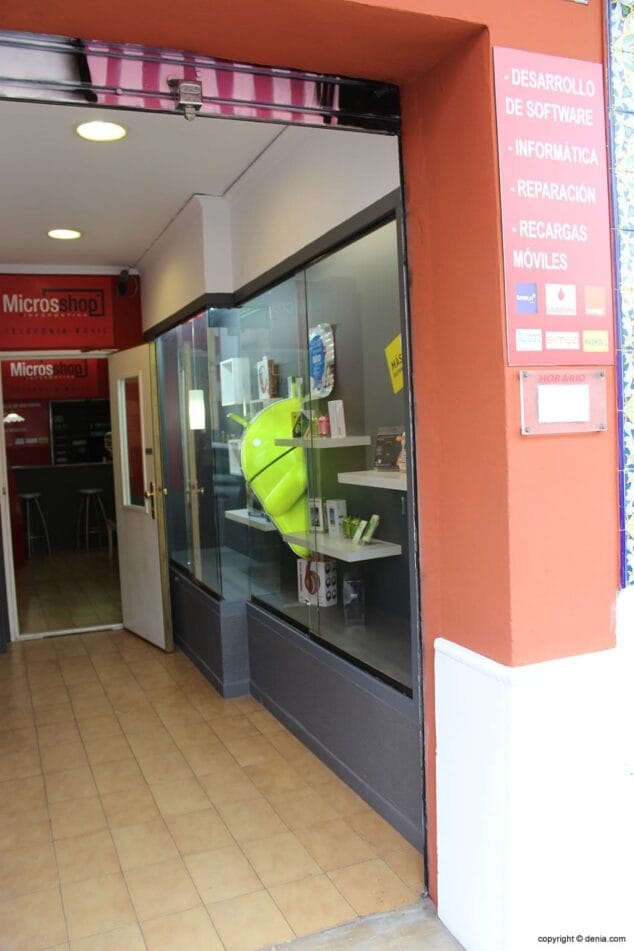 Abre MicroShop Dénia, tu nueva tienda de artículos electrónicos 3 Tienda informática MicroShop