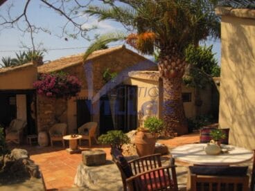 vacation villas finca