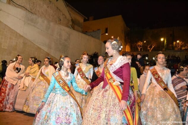 01 Cremà de la falla de la Junta Local Fallera Carla y Candela
