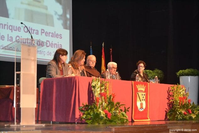 01 Dénia nombra Hijo Adoptivo a Enrique Oltra acto homenaje