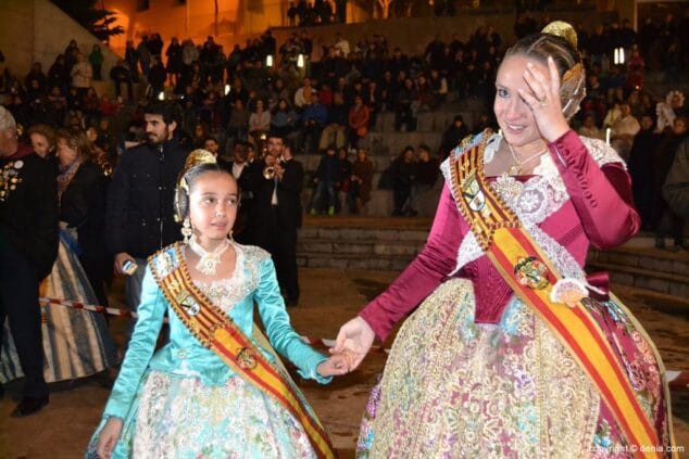 06 Cremà de la falla de la Junta Local Fallera lágrimas de Carla y Candela