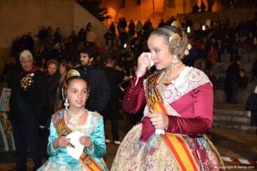 Cremà de la falla de la Junta Local Fallera – lágrimas de las falleras mayores