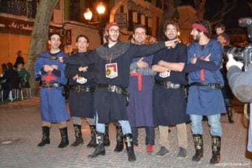 Mig Any Moros i Cristians Dénia 2015 – Filà Cavallers del men Fot