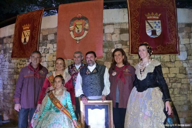 Benavente apuesta por reforzar la fiesta donde se debilita en el pregón de las fallas de Dénia 7 07 Pregón y Crida Fallas 2015 pregonero y fallera ejemplar