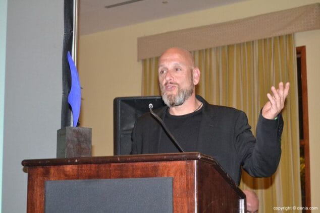 09 Gala Entrega Premios CEDMA Fernando Sendra