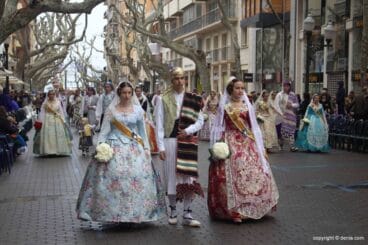 Ofrenda Flores Fallas Dénia 2015 – Falla Port Rotes