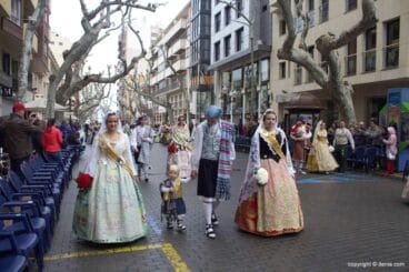 Ofrenda Flores Fallas Dénia 2015 – Falla Port Rotes