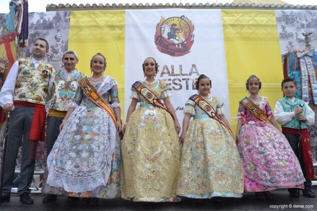12 Bandera del Oeste 2015 Falleras Mayores de Dénia