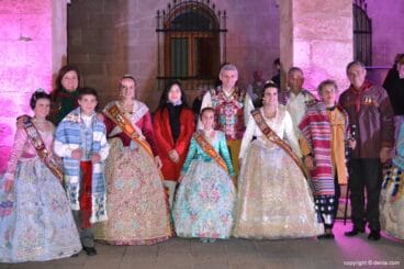 Recepción de nuevos presidentes falleros – Cargos falla Darrere del Castell