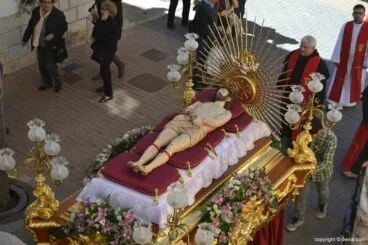 Llegada de la Santíssima Sang restaurada – procesión de regreso