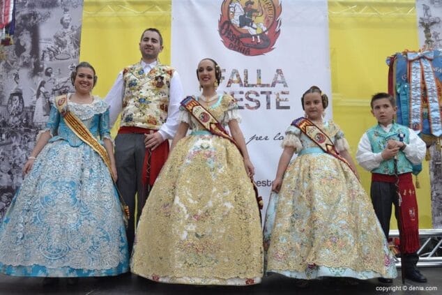45 Día de la Bandera del Oeste 2015 cargos y presentadora