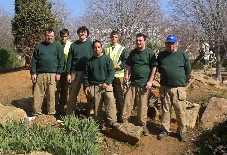 Alumnos del taller de jardinería