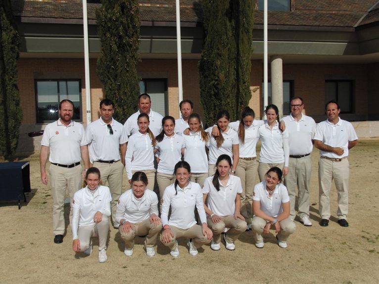 Concentración equipo nacional femenino de golf.
