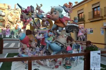 Falla infantil Baix la mar 2015