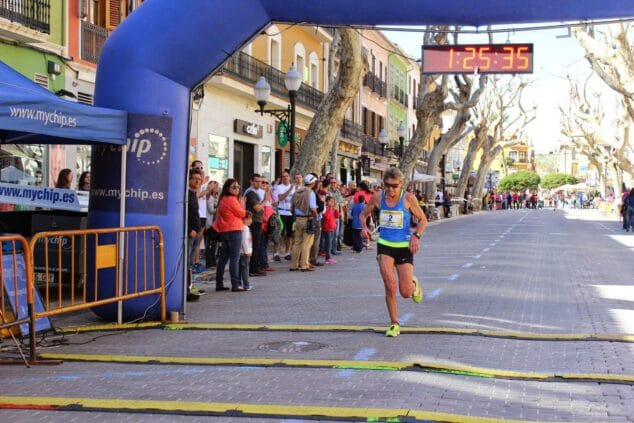 Maxine McKinnon Ganadora de la Media