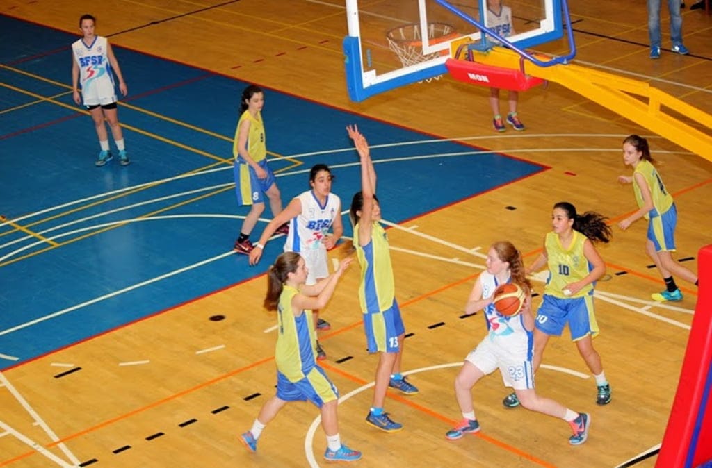 Partido de cadetes femenio San Blas-Dénia Básquet