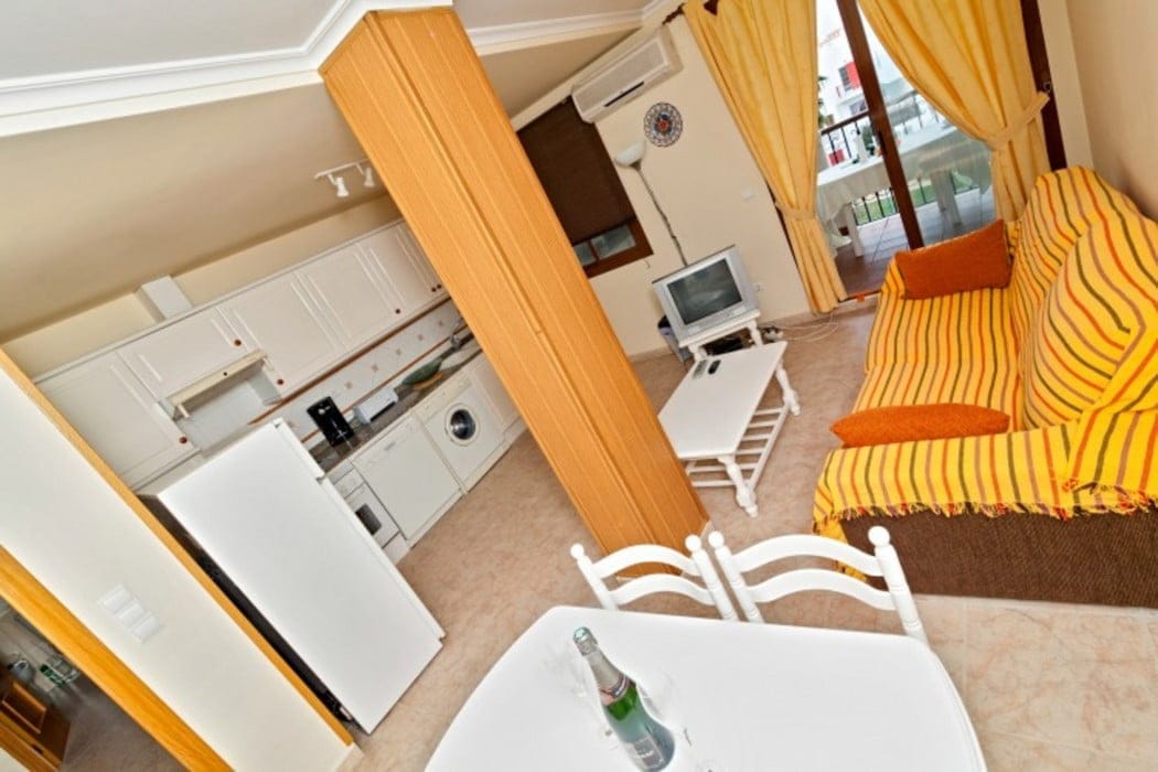 apartamento-playa-viviendas-y-bienestar-salon