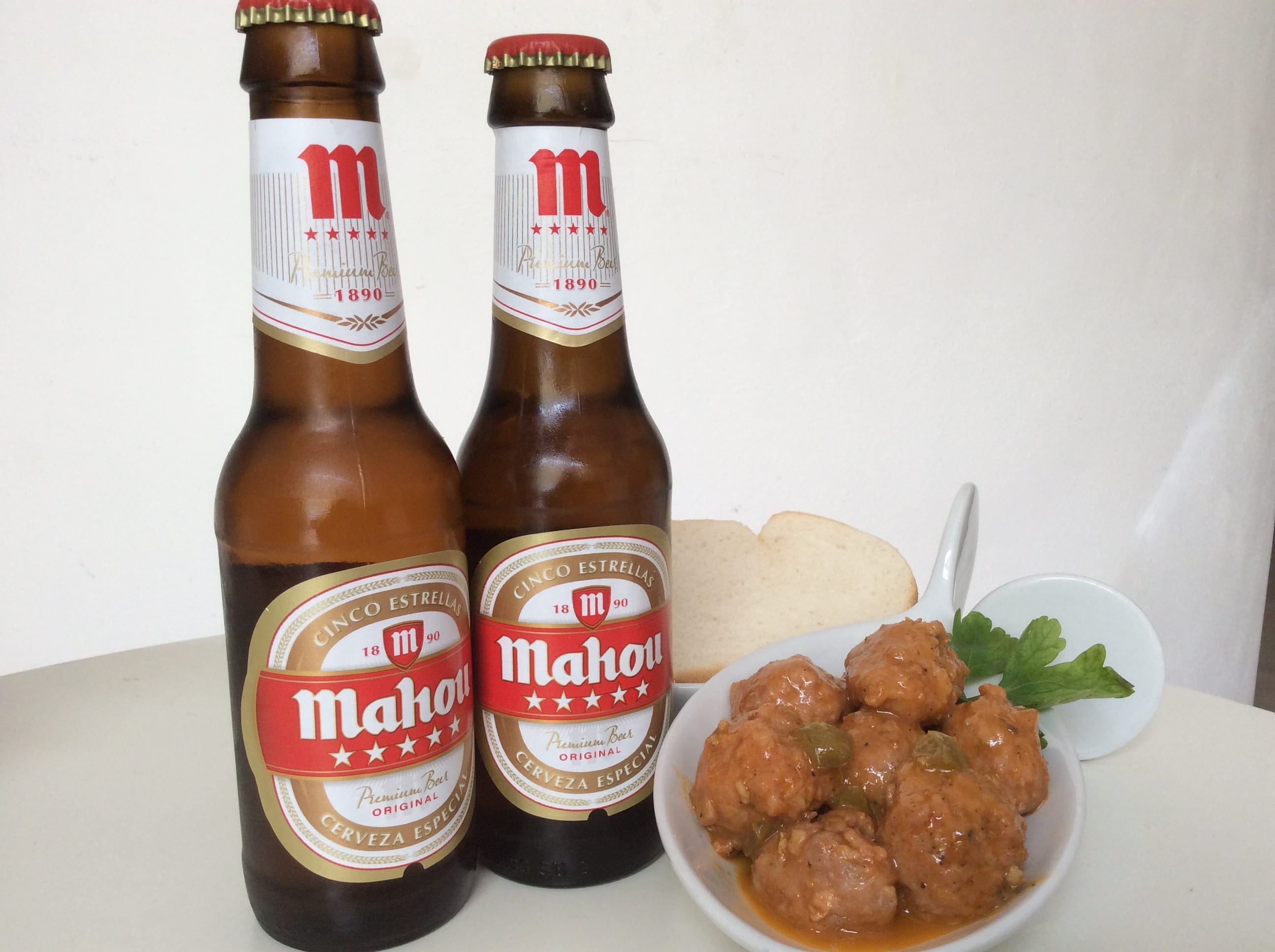 En Dádila, quinto más tapa por 1.20€ 2 oferta quinto y tapa