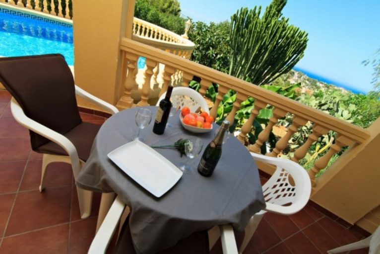 villa-vacaciones-y-bienestar-terraza
