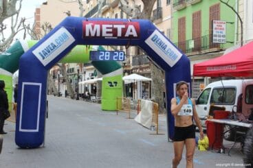 2º Marcha Solidaria Deniacom a favor del CEE Raquel Payà – llegada a meta