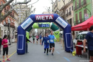 2º Marcha Solidaria Deniacom a favor del CEE Raquel Payà – llegada a meta