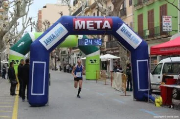 2º Marcha Solidaria Deniacom a favor del CEE Raquel Payà – llegada a meta