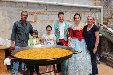 Fideuà de Paco Arnau en el Saladar